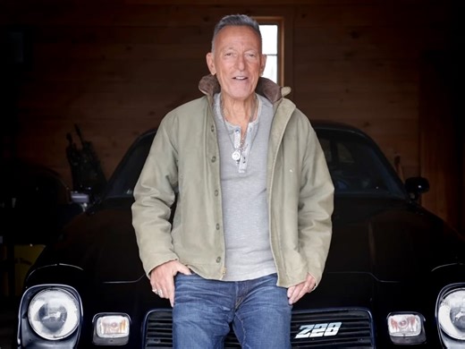 Watch Bruce Springsteen cover The Doors with John Densmore