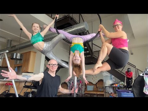 Sunday funday circus family aerial training!!!