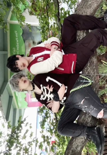 Ultimate Ivantill Cosplay at Alien Stage