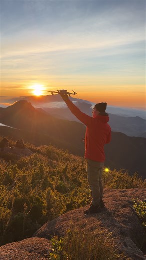 Qual drone eu uso?? Há mais de um ano, todas as minhas imagens de drone foram feitas com o DJI Air 3 🦊 cupom FRANZ10 | anorak hydratic Fjällräven #franzkenzo #fjallraven #drone #drones #nascerdosol