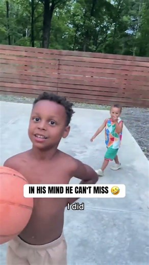 No one is bursting his bubble 🤣 (via melocoston/IG)