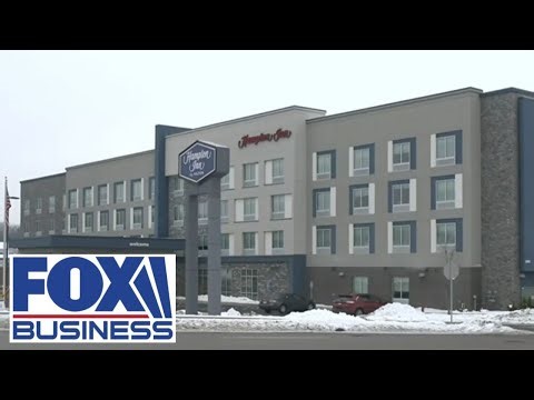 Independent journalist alleges Minnesota hotel lied about policy change to accept ICE agents