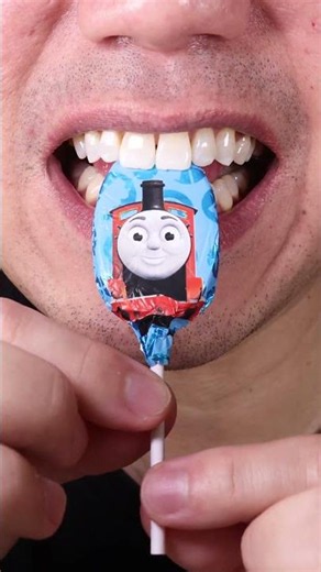 ASMR | Thomas & Friends Crunchy Chocolate Lollipops | Can You Name the Character? 😳 #ASMR