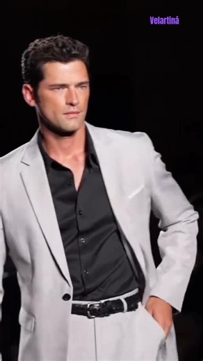 Sean O'Pry, runway for the brand Coofandy #fashion #runway #modeling #modelrunway