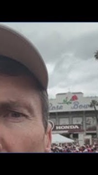 Fans arriving for the Rose Bowl