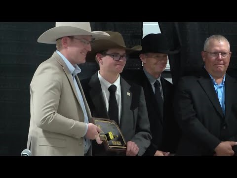 Nebraska auctioneers battle at bid-calling, ringman contest in Kearney