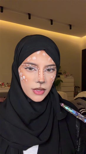 Tutorial for Realistic SFX Makeup of a Deer