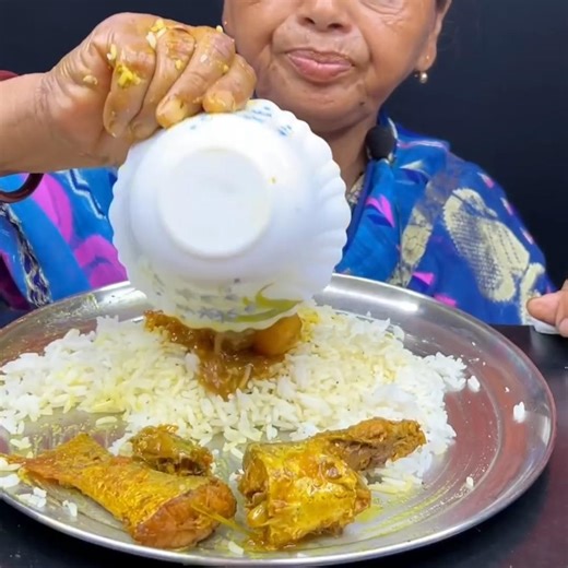 SPICY FISH CURRY🔥 BASMATI RICE || #shorts #mukbangn #asmreating #mukbangasmr #asmr