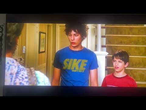 Diary of a Wimpy kid Rodrick Rules Greg fight Rodrick and mom angry
