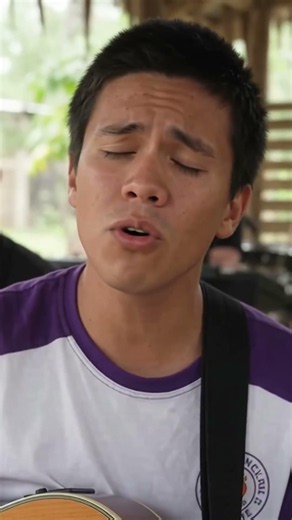 🎸 Passionate Acoustic Cover of November Rain