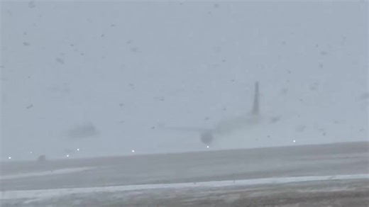 27 December Delta Airbus A319, Rochester New York take off. How do you feel about flying in the snow? Delta Air Lines operates a fleet of around 57 Airbus A319 aircraft, primarily the A319-100 model, most of which were inherited from the Northwest Airlines merger, used mainly for domestic routes Video by Joseph Frascati . @joey_frascati https://x.com/joey_frascati · | Airline Secrets Exposed
