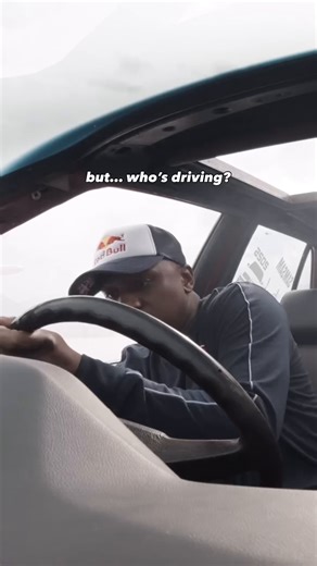 new art form unlocked 🔓 💨: Samkeliso (Sam Sam) Thubane 📍: Hangar 7 | Red Bull