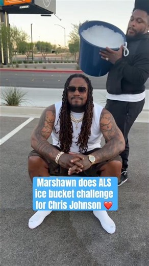 Marshawn Lynch shows love to CJ2K 🥲
