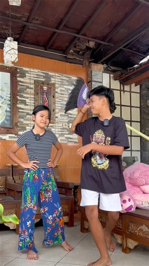 Warming Up Before the Competition, Guys | Resya Mesya