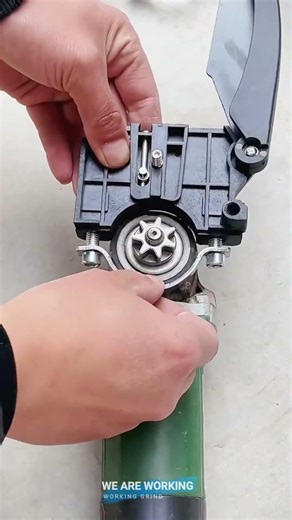 🪚 Angle Grinder Chainsaw Attachment for Easy Wood Cutting