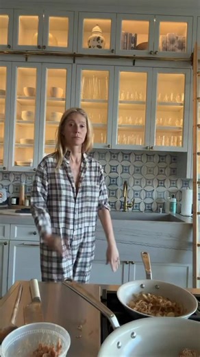 Homemade onion jam, turkey sausage, fried egg sandos on gf biscuits #boyfriendbreakfast | Gwyneth Paltrow