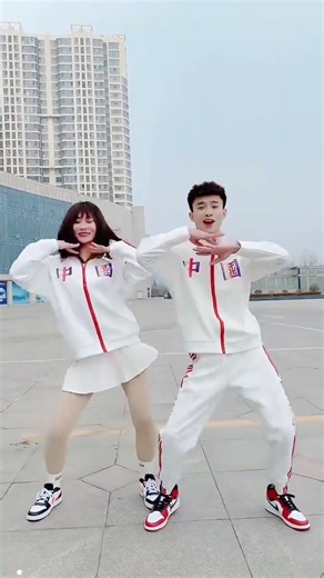 Coca Cola 2 - Tony Kakkar, Neha Kakkar, Junior | Official Video #trendingshorts #youtubeshorts #new