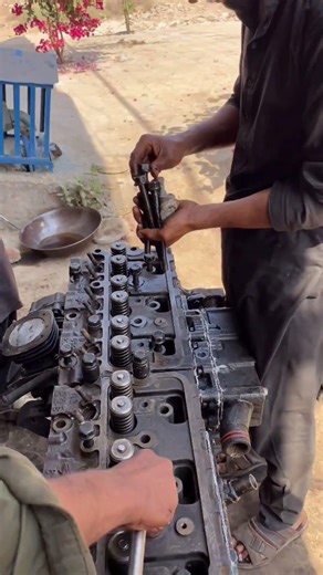 How to Install a Cylinder Head Correctly|Head Gasket and Head Fitting Guide