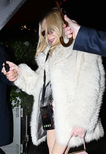 #madonna last night in Paris #pourtoiii #viral