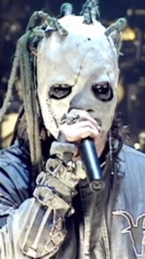 Inside my shell I wait and bleed. #slipknot