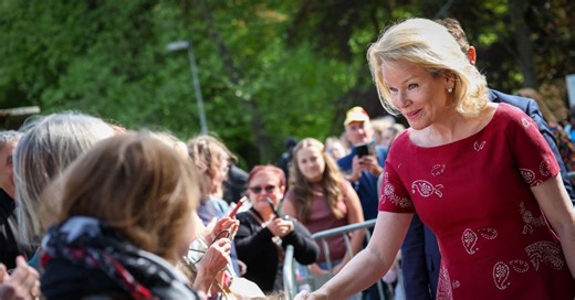 En visite royale au domaine de Mariemont la reine Mathilde s’est plongée dans l’histoire de Marie de Hongrie