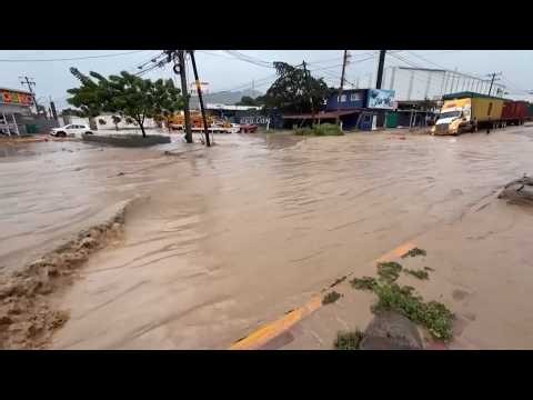 Latest Headlines | Hurricane Simon strengthens to Category 4