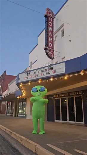 👽🚨 BREAKING NEWS FROM OUTSIDE THE Howard Theatre 🚨👽 People near, far, and even a few friendly aliens have heard the news — E.T. the Extra-Terrestrial is coming to the big screen this weekend! So excited, in fact, that they’re doing the Macarena right under our marquee. (We can neither confirm nor deny alien dance skills… but it looks impressive.) 💃👽 This is more than a movie night — it’s a chance to relive a classic, laugh with friends, and experience the magic the way it was meant to be s