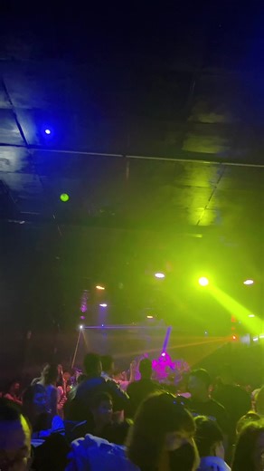 Ai va vào chị e mình không #taleo #caohungđàiloan🇹🇼 ##nguoivietnamtaidailoan #viraltiktok