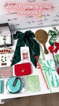 Packing an order for Tess from the Netherlands! 💚❤