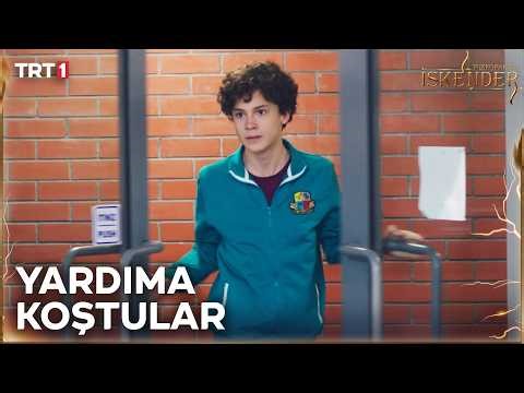 Mavi Ay, Elif’i kurtaracak! - Tozkoparan İskender Unutulmaz Sahneler