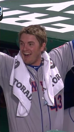 MLB History! Murphy homers 6 straight postseason games! 💪