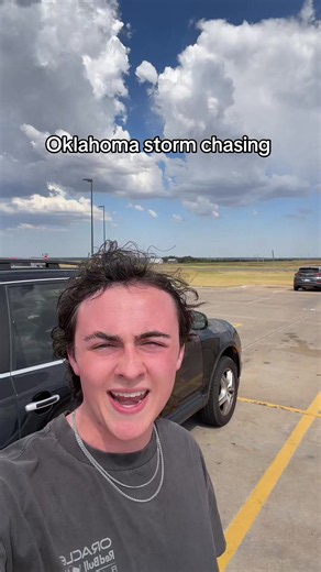 We have made it to our storm chasing target for the day now it’s time to wait for storms to develope. #weather #storm #tornado #fyp #viral