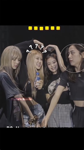 Seeing Lisa and Jisoo, it feels like they had a huge fight. #blackpink #blink #viralvideo