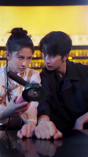 腕輪が離れない！全然離れない！ #恋愛 #chinesedrama #ドラマ