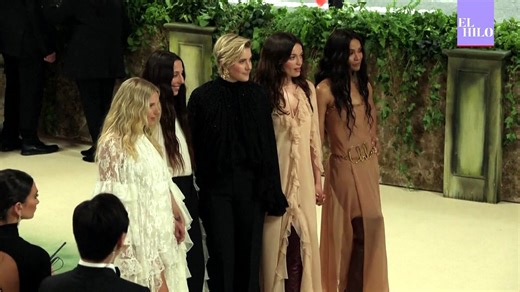 Greta Gerwig, Chemena Kamali, Sienna Miller, Emma Mackey y Zoe Saldana en la Gala del MET 2024