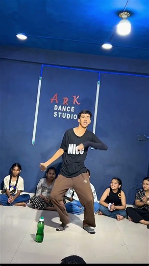 #Dancecovernepalisong #dance #dancemusic #bollywood #reelsviral #reelsvideo #dance #goviral