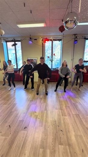 Cuban Salsa Solo Footwork Class #cubansalsa #latindance #dancer