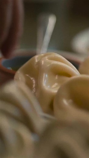 Taking on Georgia’s famous Khinkali. Delicious, juicy and almost impossible to eat neatly! Season 8 - Georgia #PhilRosenthal #SomebodyFeedPhil #Khinkali