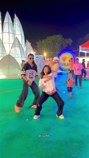 Video #Tik Tok Pe Ho Gailu Hit Goriya #Viral #trending #Short dance #Vinay Pandey #Divya fdc #