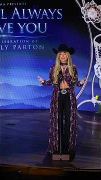 WWDD? #laineywilson #dollyparton