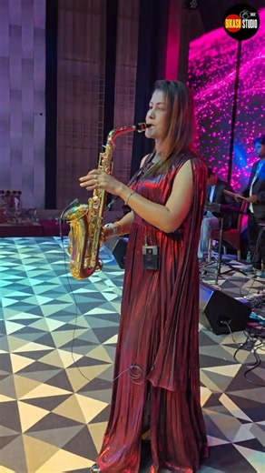 Popular Saxophone Music ~ Yamma Yamma || Cover by Saxophone Queen Lipika Samanta || Bikash Studio