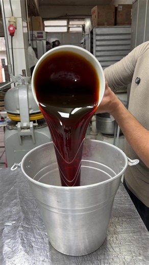 15-Kilogram Condensed Milk Flan Recipe in a Bucket