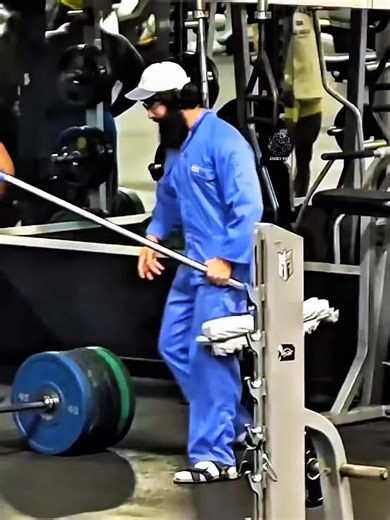 Anatoly Shocks Professional Powerlifter