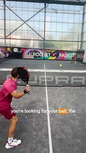 Not every ball at the net is an opportunity to hit a por cuatro