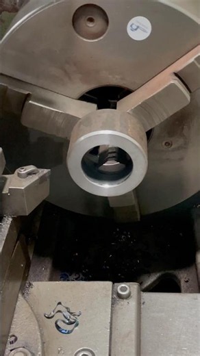 Smooth OD Turning on a Manual Lathe! 🔥 #ManualLathe #Machining #Metalworking #SteelTurning #Shorts