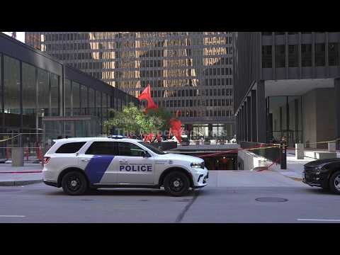 Chicago police take man in custody after shots fired outside federal building, no one was injured