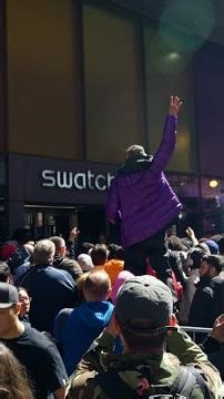 Hundreds Swarm Swatch Stores for "Royal Pop" Release