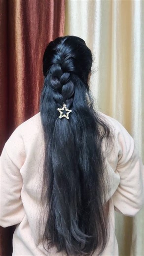 IQRA 🎀 / HAIRSTYLE ✨ on Instagram: "This half French braid deserves its own fan club🎀✨ Save this for your next cute-hair day💗🎀 Hairstyles, hairstyle ,hair, ideas, hair ideas, cute hairstyle, cutest hairstyle, easy hairstyles, easy braid, French braid, cute hairstyle ideas, French halfup, half braid, reel, trial video, Insta trial, insta trial reel, braided hairstyle,"