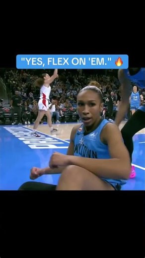 Rookie Sydney Taylor found the camera 💪