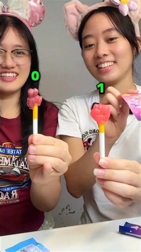 PLAYING ROCK PAPER SCISSORS BUT WITH CANDY !!! I DIDN'T EXPECT IT TO BE THIS FUN !!!